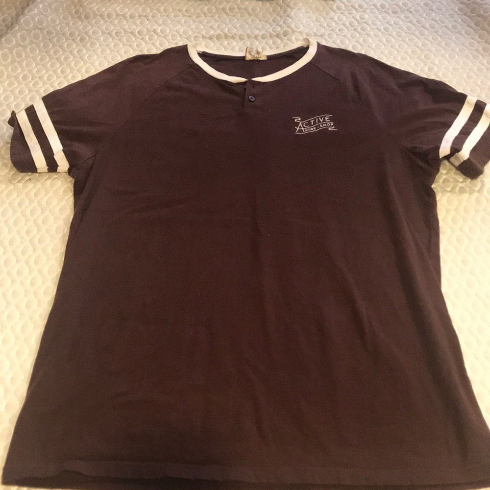 Short sleeve shirt